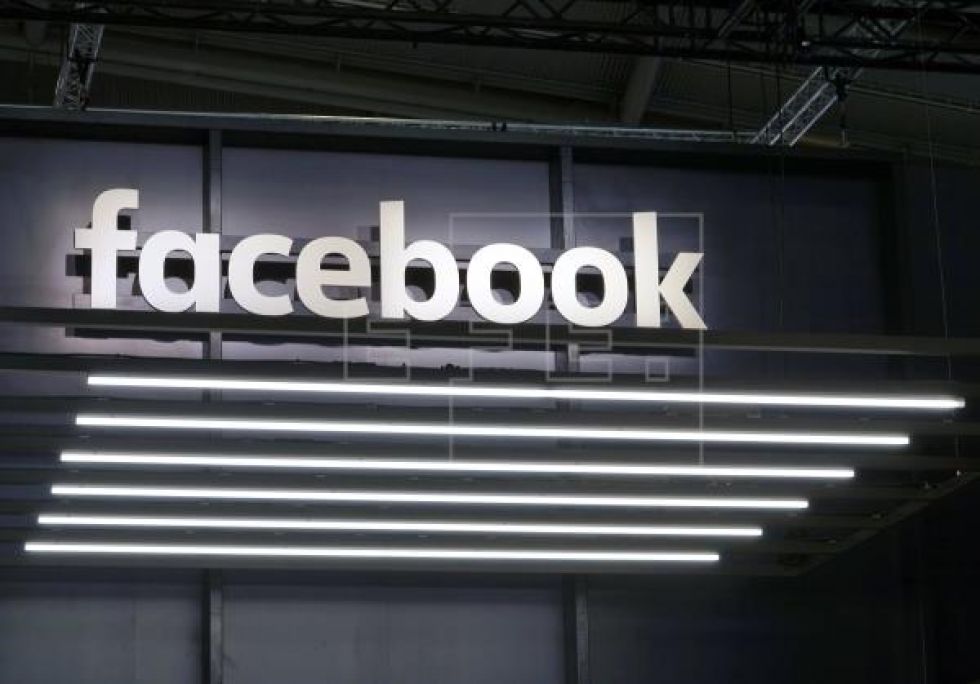 Facebook dice haber eliminado cientos de miles de noticias falsas sobre el COVID-19