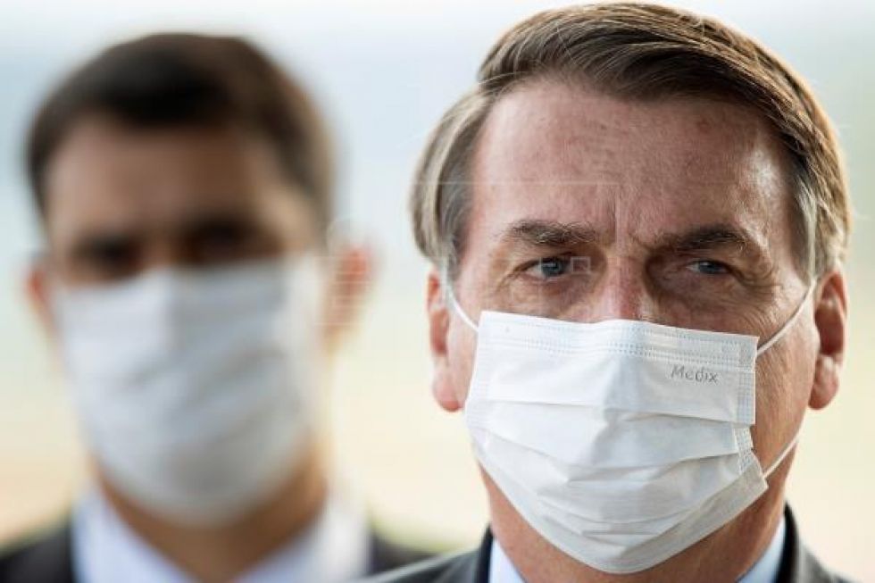 Bolsonaro se hizo los exámenes de COVID-19 con seudónimos y dio negativo