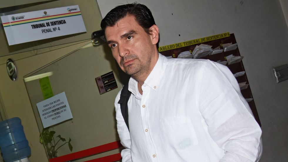 Defensa de Leyes presenta recurso en La Paz para evitar su aprehensión