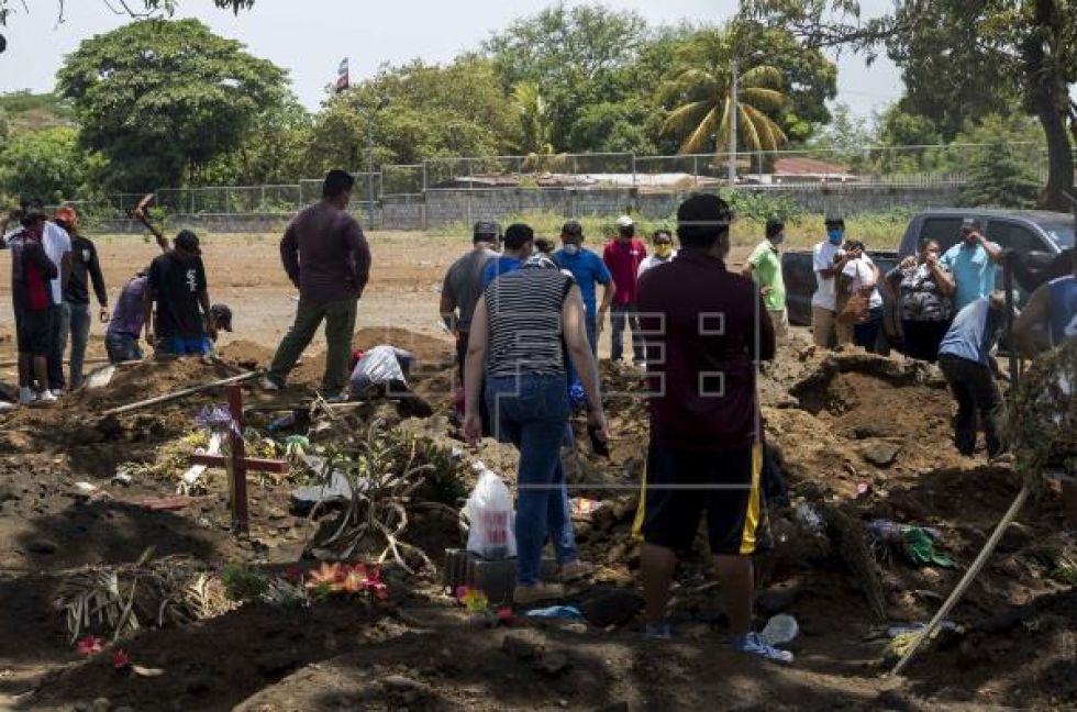 “Entierros express”, la caravana de la muerte que asusta a los nicaragüenses