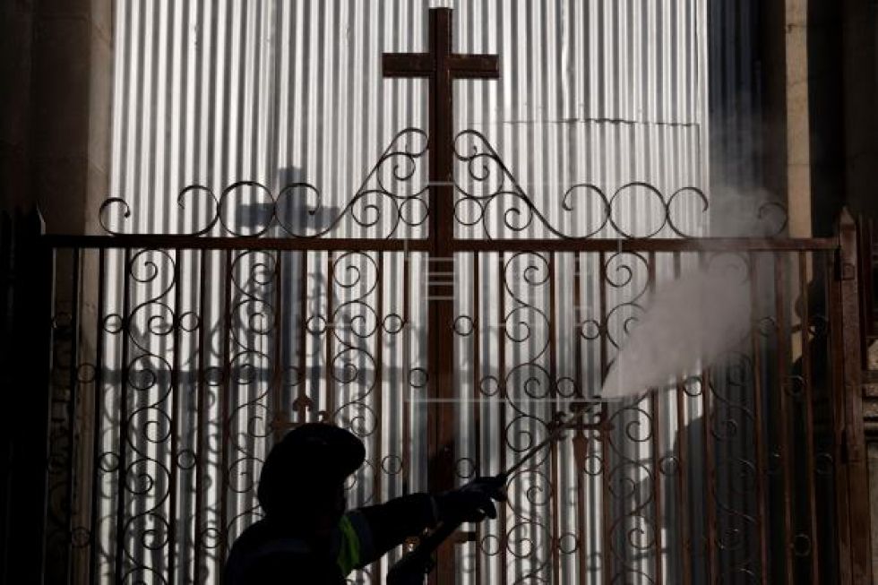 Chile supera los 46.000 contagios y advierte de estrés en su red hospitalaria