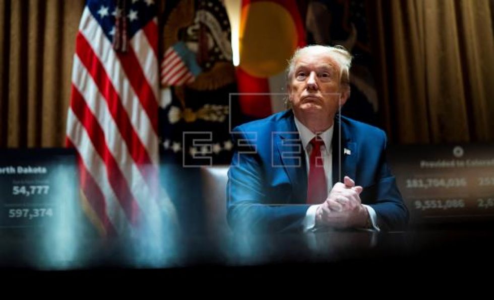 Trump revela que toma hidroxicloroquina pero no tiene síntomas de COVID-19