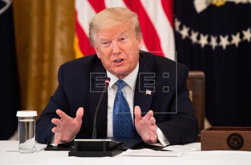 Trump seguirá tomando hidroxicloroquina por "curiosidad" pese a las críticas