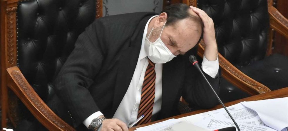 Respiradores: ¿Quién es quién en el caso del presunto sobreprecio que escandaliza a Bolivia?