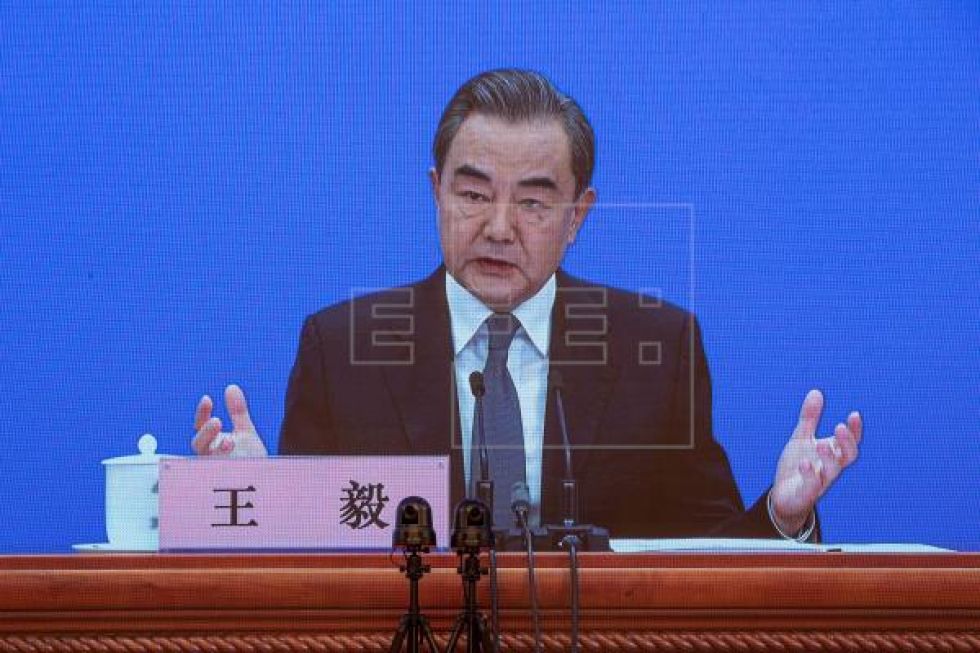 China acusa a EEUU de llevarle al borde de una nueva guerra fría