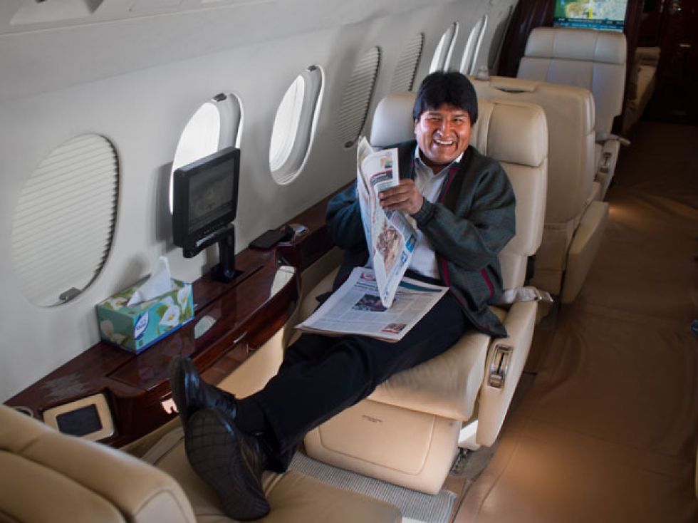 Revelan que Evo viajó en el avión presidencial a Punta Cana, Francia y Alemania, junto a su ex jefa de Gabinete