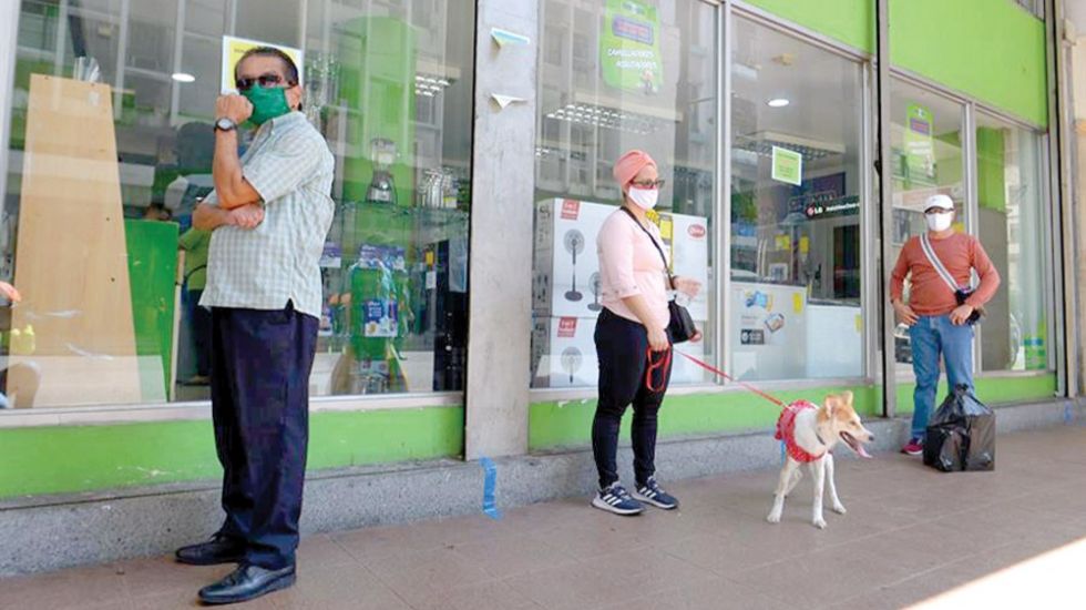 Ecuador supera los 4.000 fallecidos confirmados por COVID-19