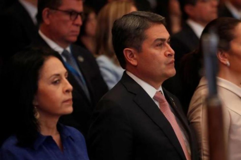 Presidente de Honduras y su esposa contagiados con COVID-19