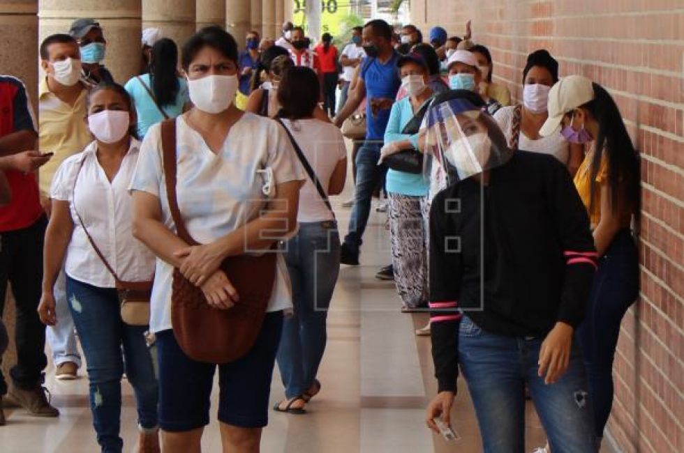 Colombia supera las 2.000 muertes por COVID-19 con récord de 95 en un día