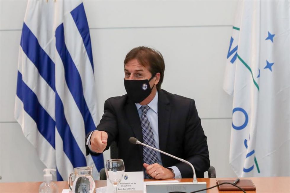 Uruguay vuelve a suspender clases presenciales en el este por brote COVID-19