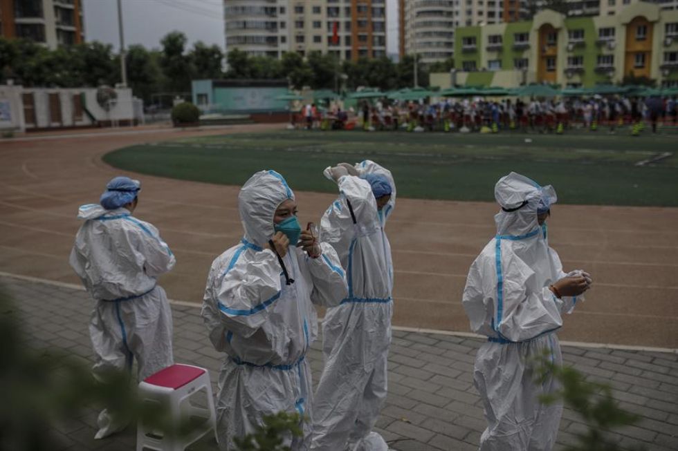 Los casos de coronavirus en el mundo se acercan a los 9 millones
