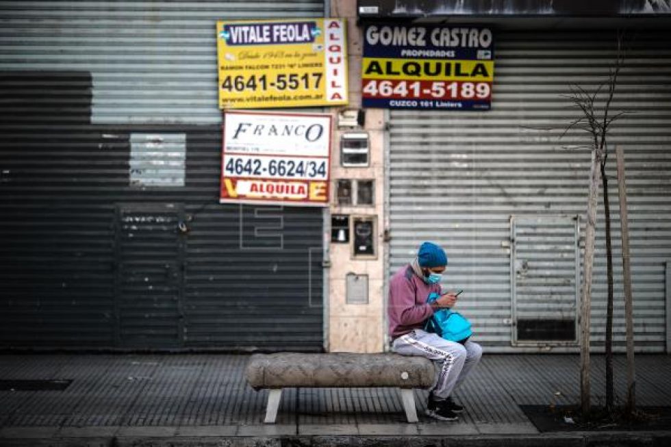 Buenos Aires endurece la cuarentena con el cierre de negocios y más controles
