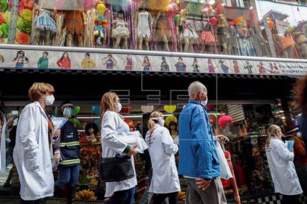Los casos globales de COVID ascienden a 11,1 millones, con más de 528.000 muertes