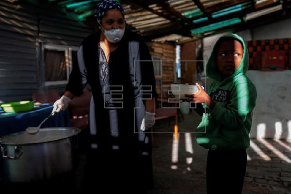 La pandemia se dispara en Sudáfrica con más de 3.300 muertos y 200.000 casos
