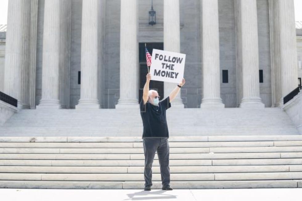 Supremo de EE.UU. ordena a Trump mostrar impuestos a tribunal y no al Congreso