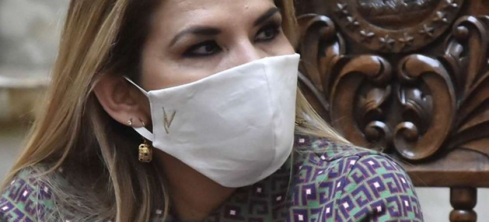 La Presidenta está estable, es asintomática y trabaja virtualmente desde su casa