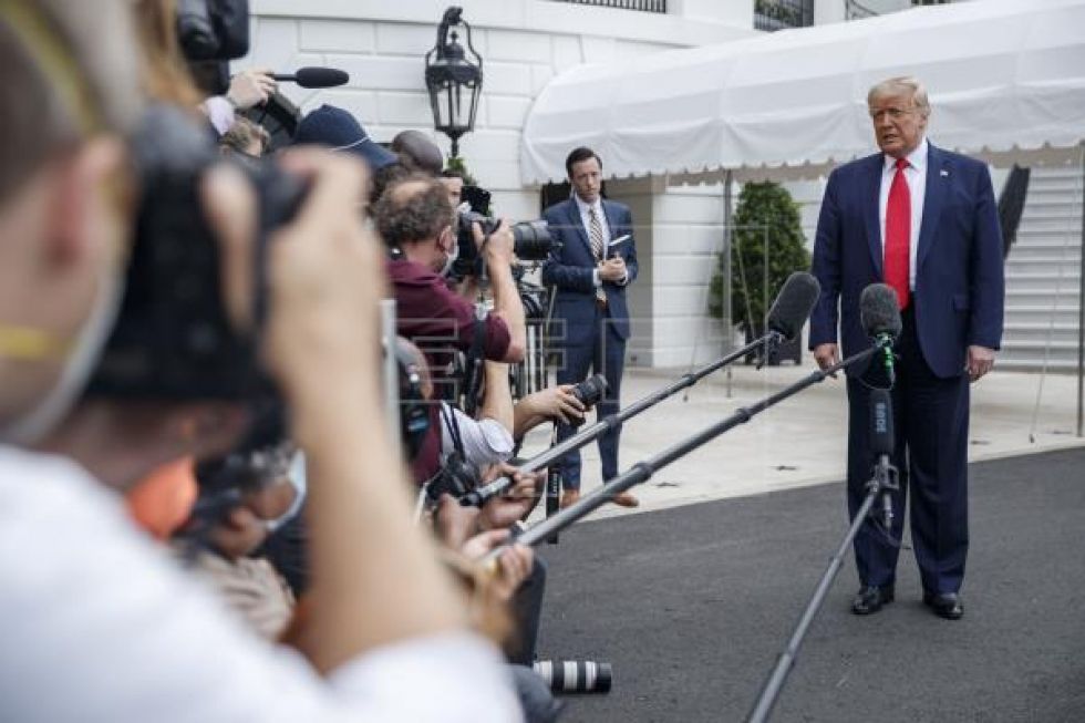 Trump llevará máscara por primera vez ante repunte de contagios en EE.UU.