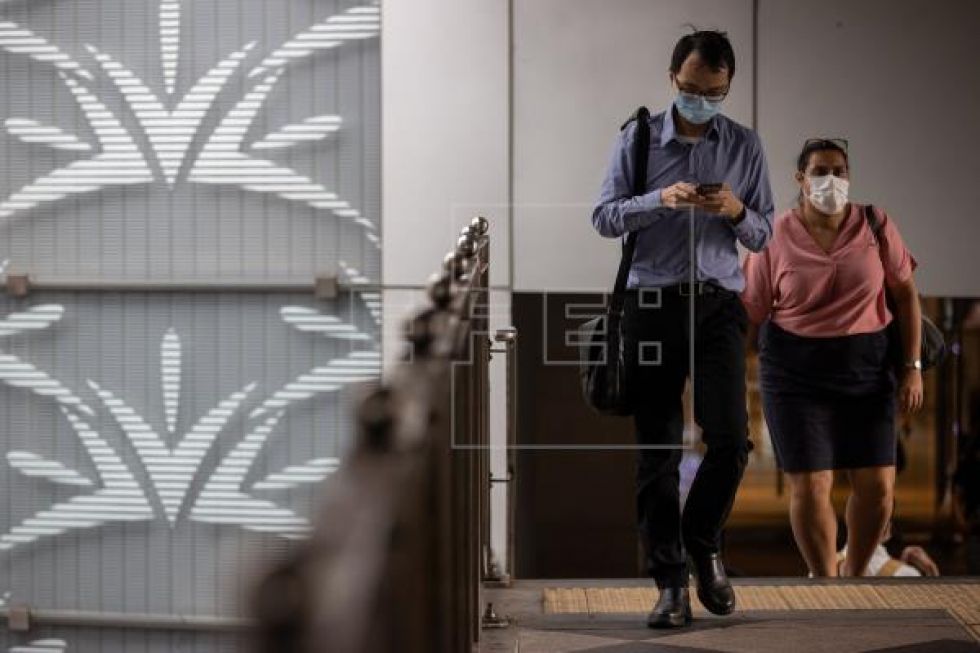 Hong Kong decide cerrar los colegios tras rebrote de casos de coronavirus 