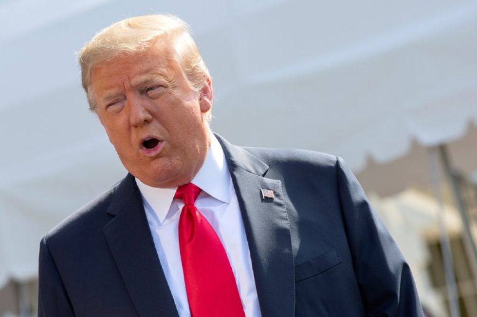 Trump critica un muro con México que fue construido por sus seguidores