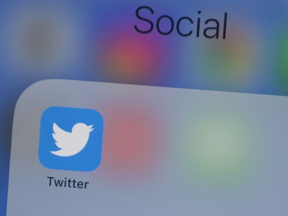 Hackean cuentas de Twitter de grandes empresarios y compañías de EE.UU.