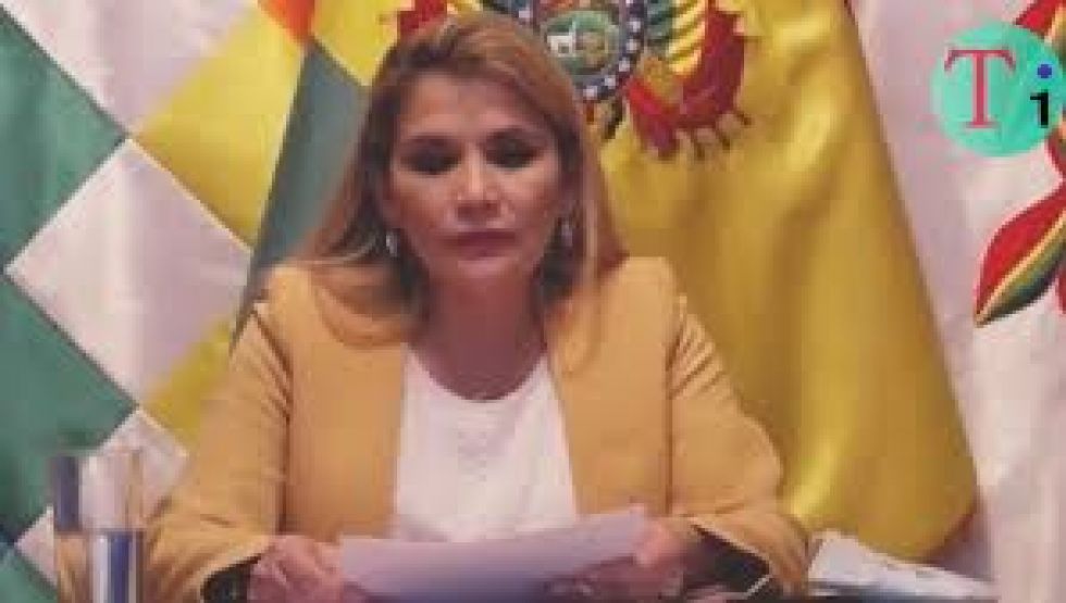 Presidenta Áñez felicita a La Paz por los 211 años de su grito libertario
