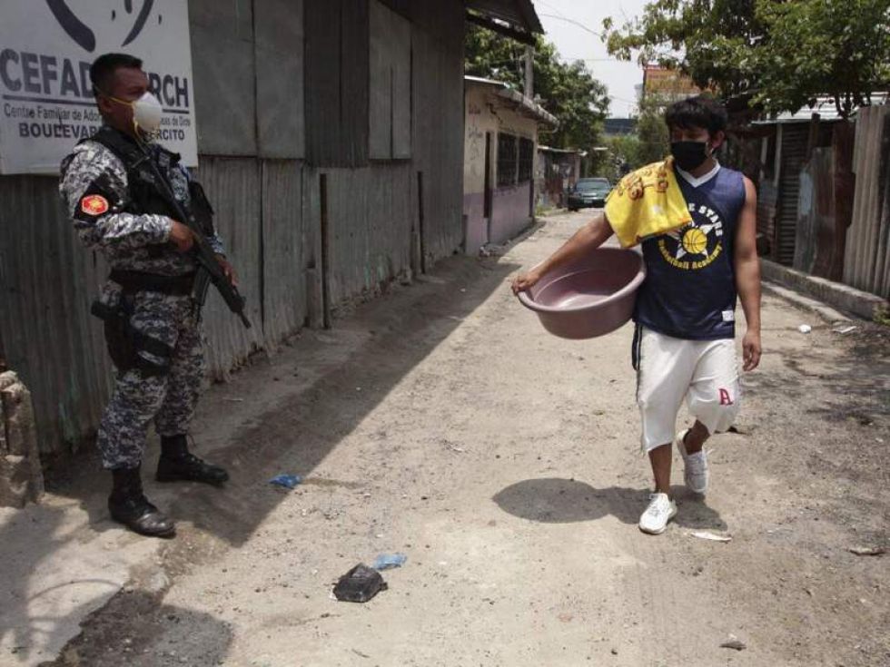 El Salvador reabriría su economía pese al aumento de casos de coronvirus