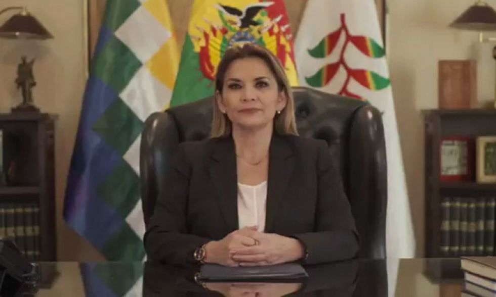  Áñez deja en manos del TSE y Legislativo fecha de elecciones en bolivia