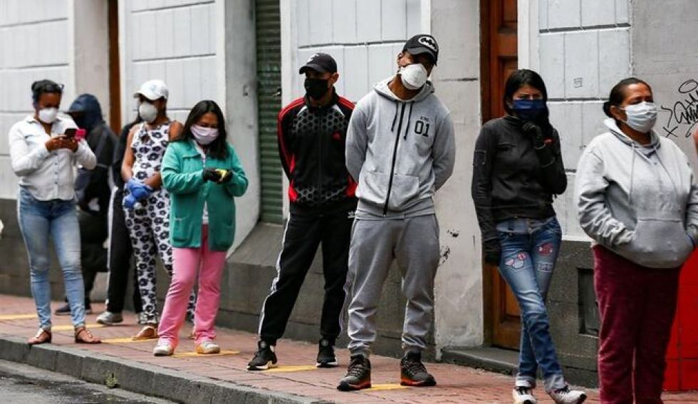 La pandemia podría aumentar la brecha entre hombres y mujeres, advierte el FMI