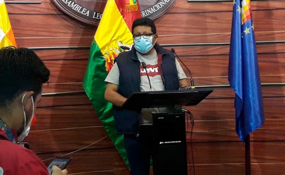 El MAS advierte a la OMS y OPS con pedir que abandonen el país