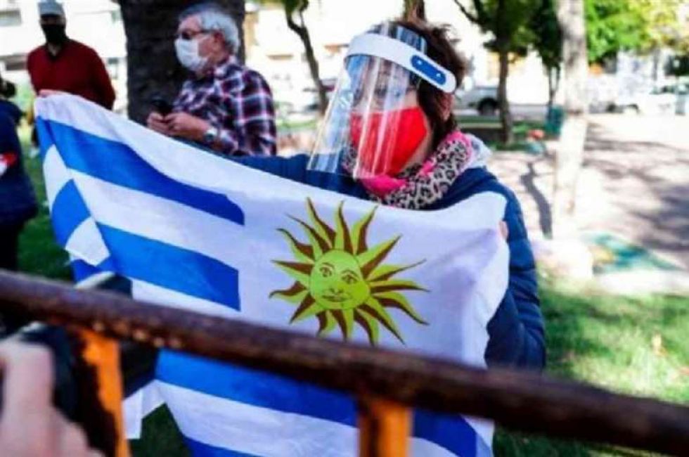 El actual aumento de casos de COVID-19 en Uruguay es "razonable" para científicos