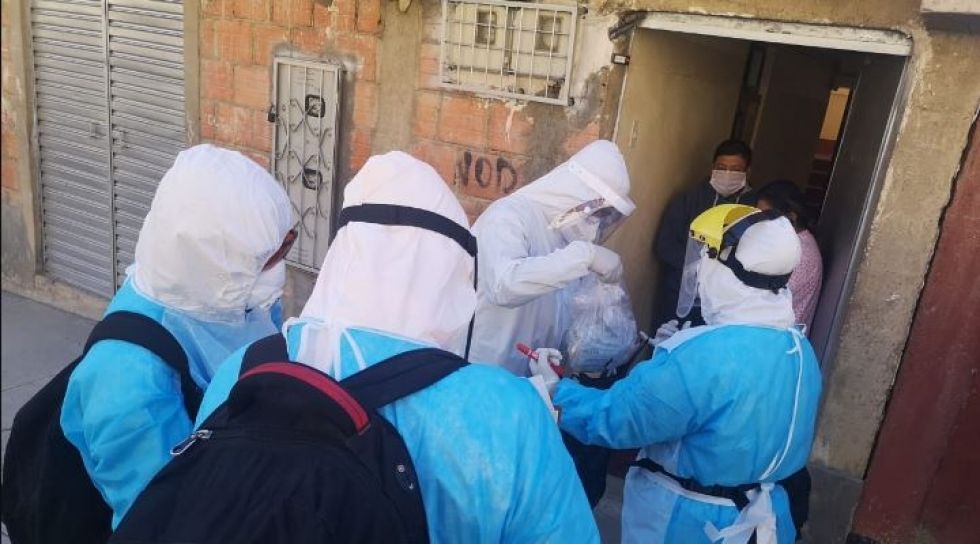 La Paz: 1.098 nuevos casos de coronavirus y 17 muertos en un día