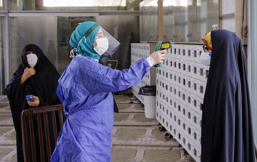 Irán registra récord de casos de coronavirus