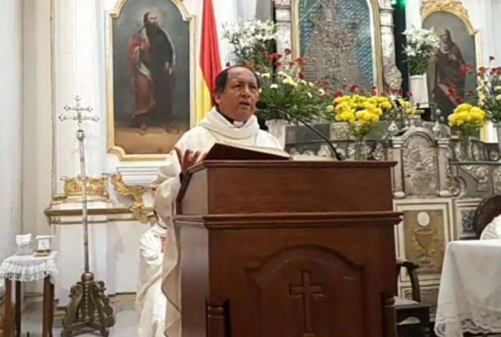 Monseñor Centellas llama a la unidad y a deshacerse de las ambiciones de poder
