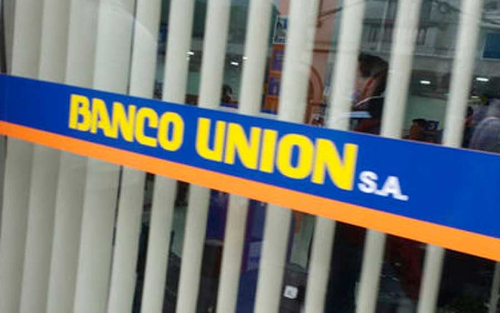 Reportan intento de robo frustrado en agencia bancaria de Santa Cruz