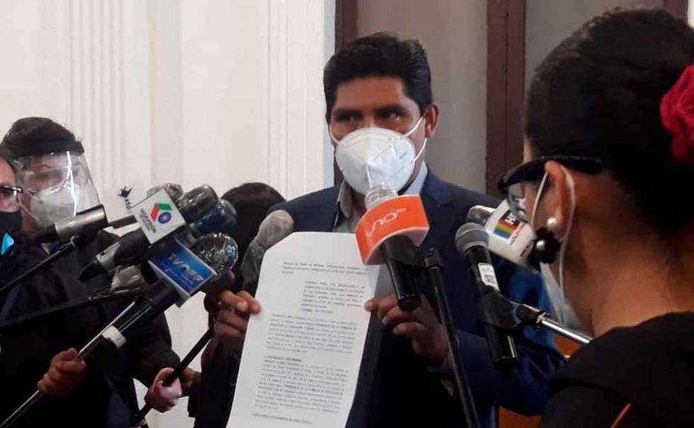 Un diputado del MAS denuncia a Revilla y López por la escasez de oxígeno en La Paz