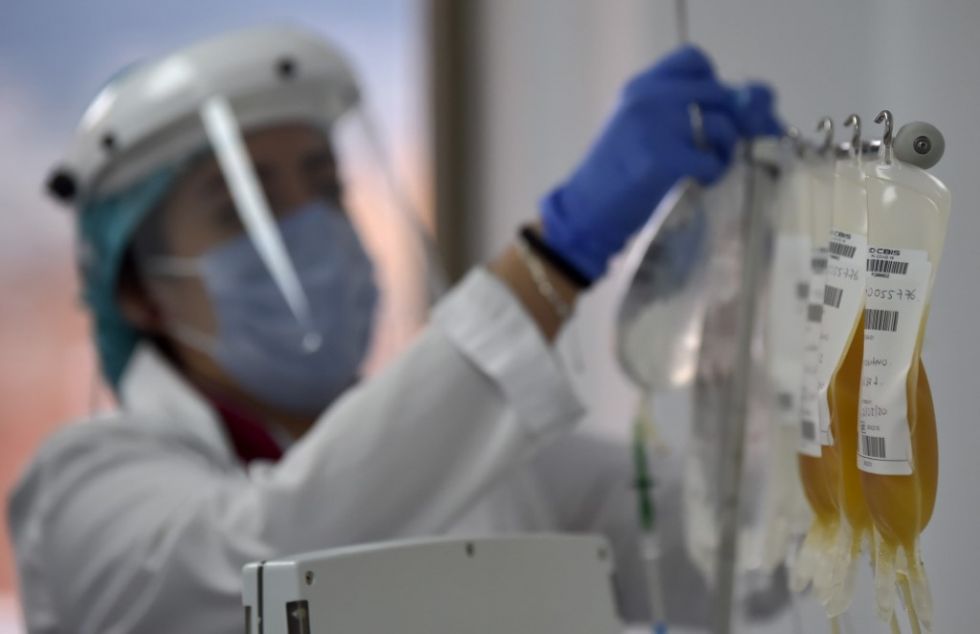 Trump anunciará autorización de tratamiento con plasma de recuperados de coronavirus