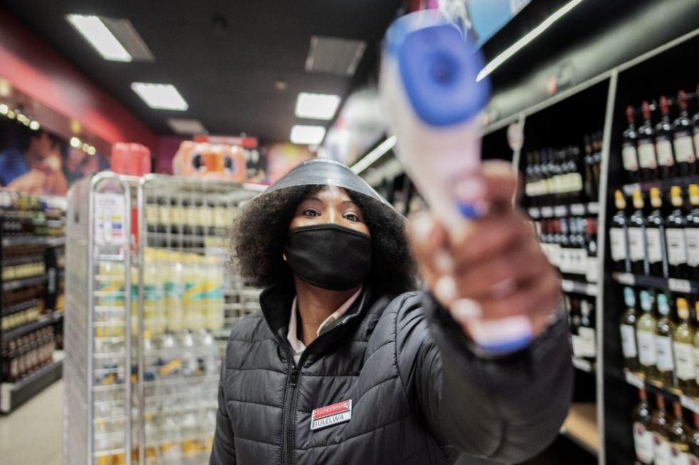 La pandemia golpea en Sudáfrica en el sector económico