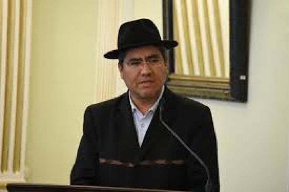 Cuestionan trabajo del excanciller potosino Diego Pary en la Vicepresidencia