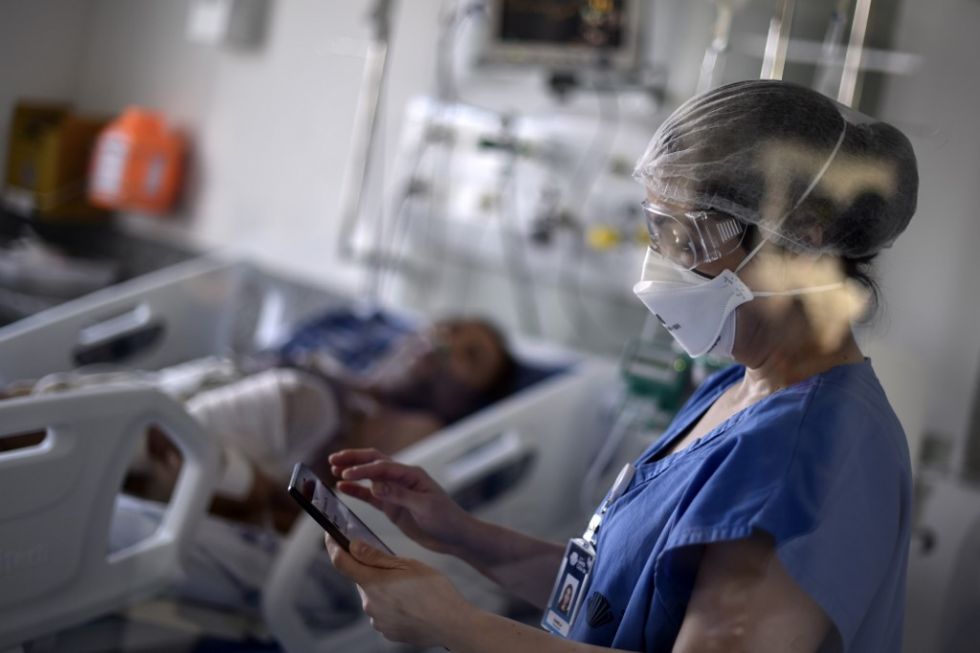 Brasil supera las 120.000 muertes por coronavirus