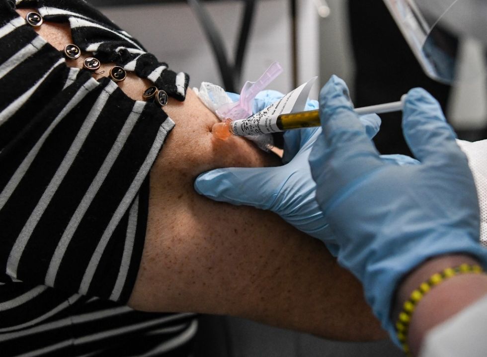 ¿Cómo distribuir equitativamente las vacunas contra el coronavirus en el mundo?
