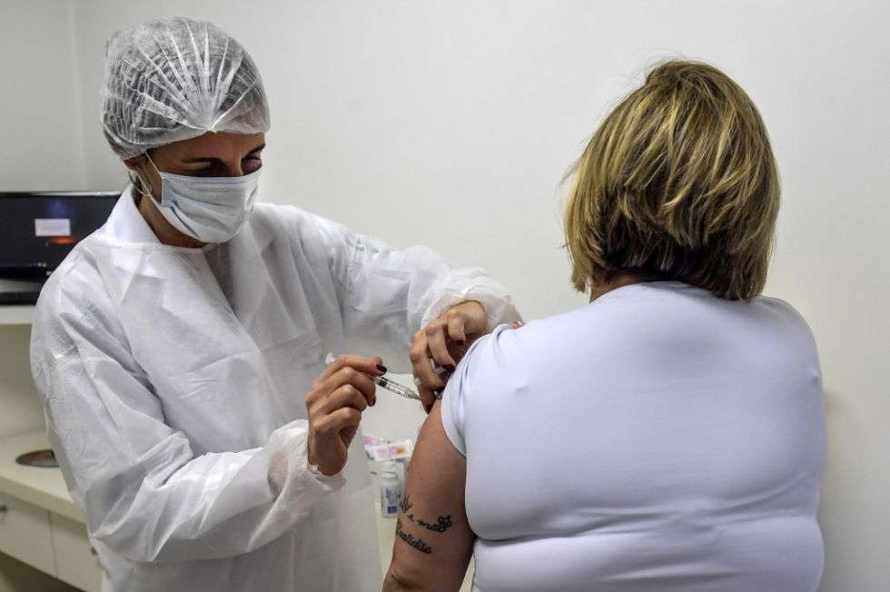 Brasil superó los 4 millones de casos de coronavirus entre señales de mejora