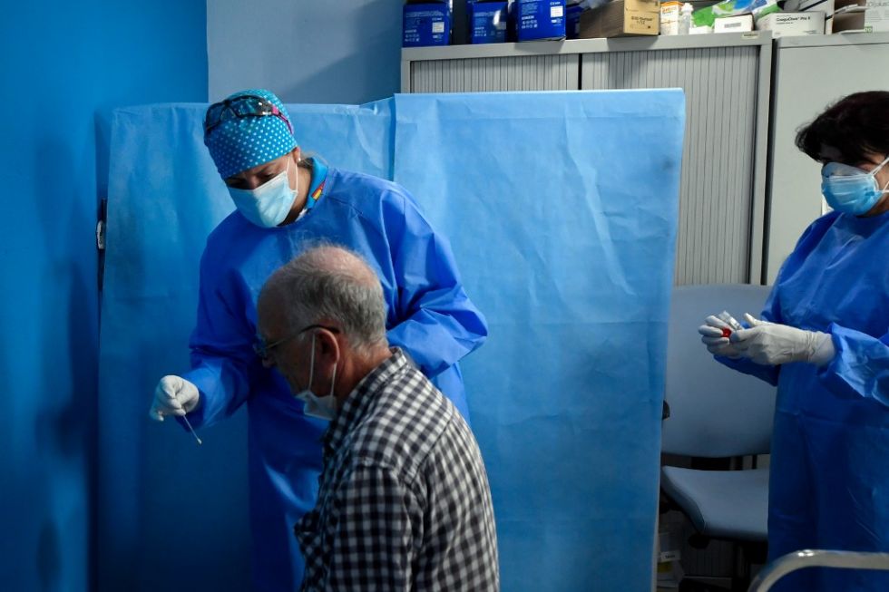 Madrid se sumerge antes de lo previsto en segunda ola del coronavirus