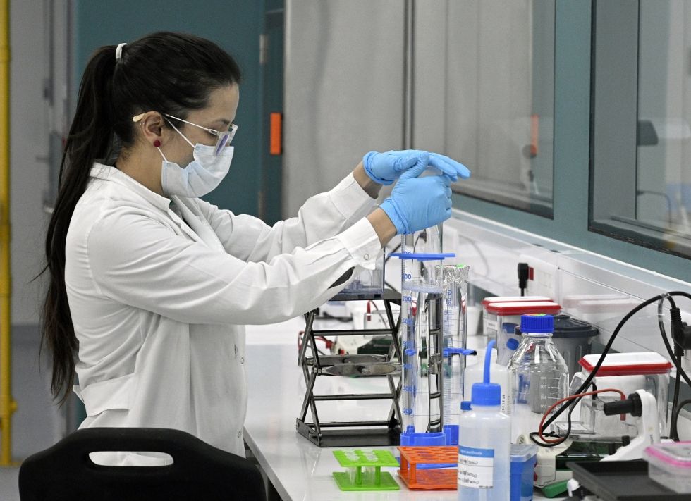 La vacuna Sanofi-GSK contra el coronavirus costará menos de 10 euros