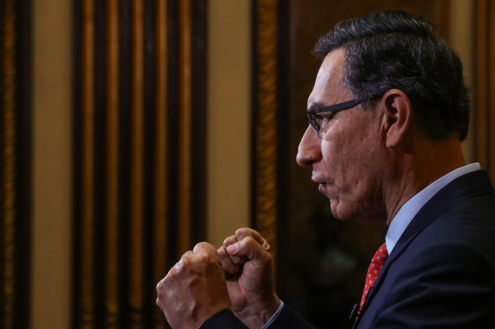 Vizcarra afronta grave crisis política en Perú por incitar a mentir en investigación