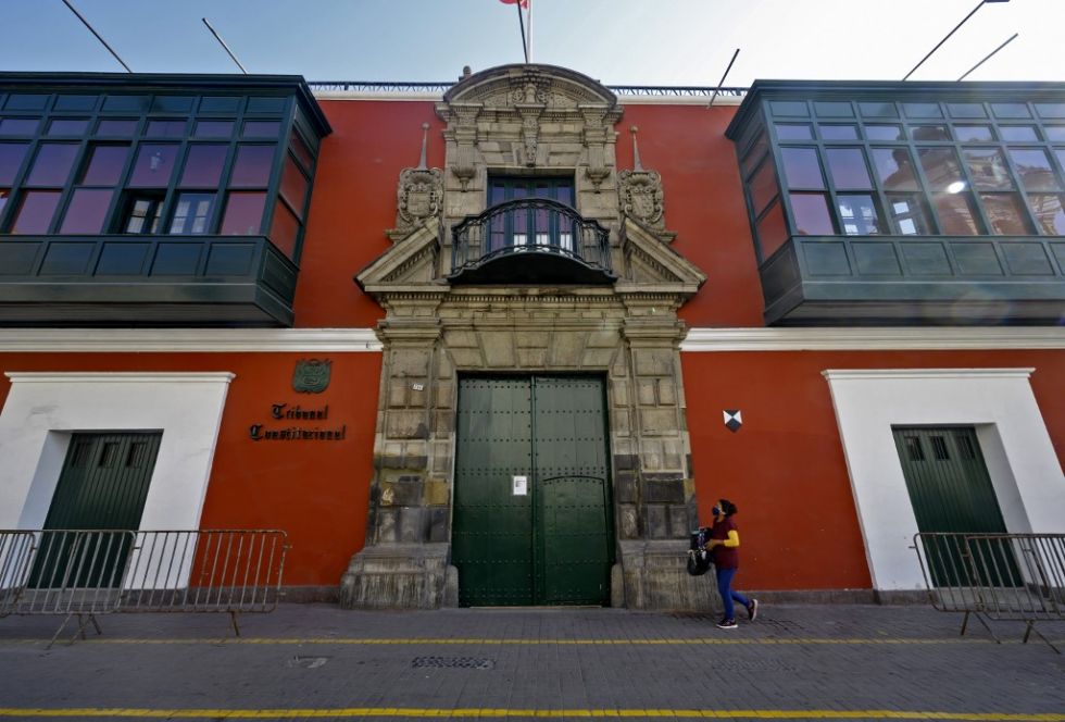Corte constitucional de Perú rechaza suspender juicio contra Vizcarra