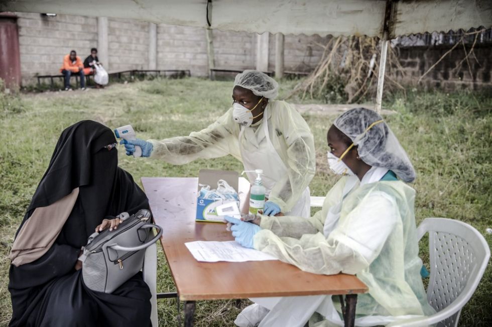 OMS dice en África que aprueba investigar remedios naturales contra el coronavirus