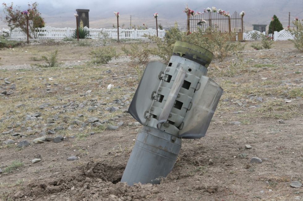 Los bombardeos se intensifican en el conflicto entre Armenia y Azerbaiyán
