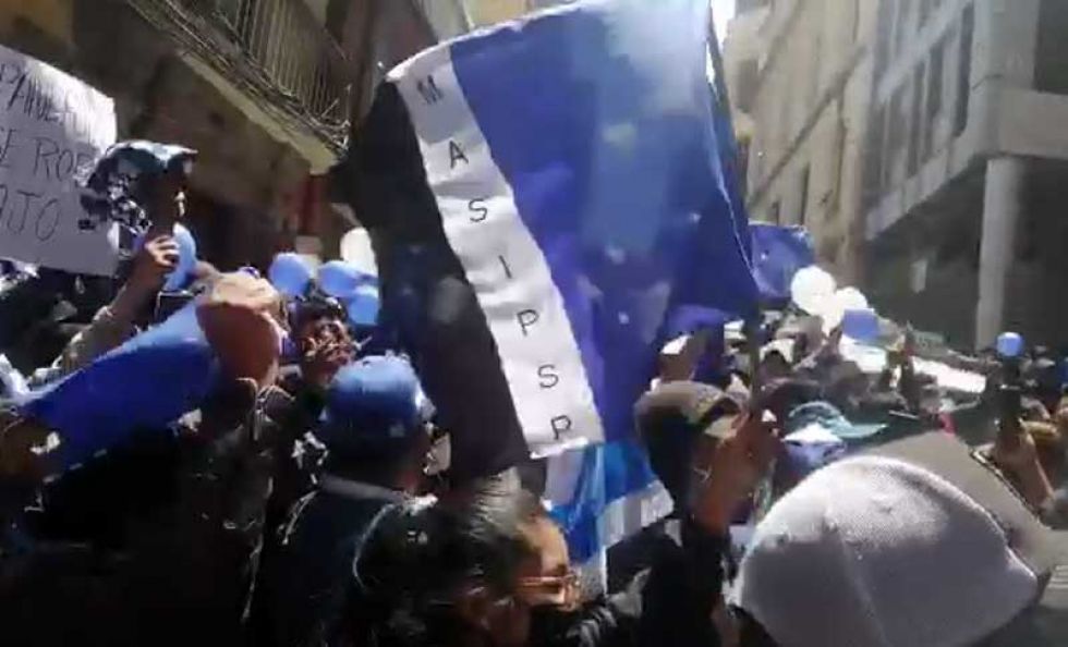 Justicia rechaza recurso que buscaba la cancelación de la personería del MAS