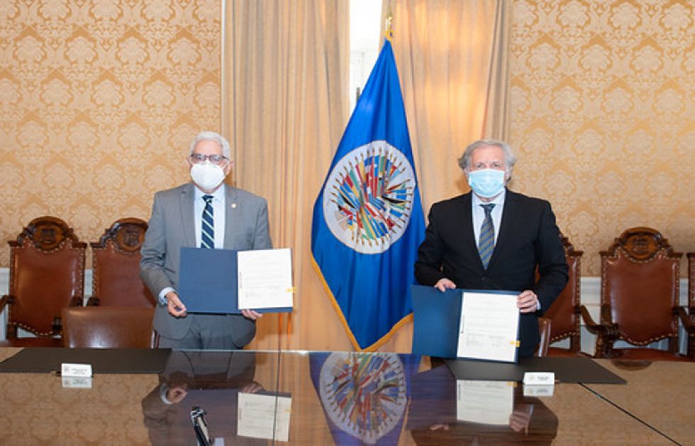 OEA y Bolivia firman acuerdo para observar elección del 18 de octubre