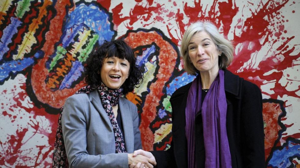 Dos mujeres genetistas de Francia y EE.UU. ganan el Nobel de Química